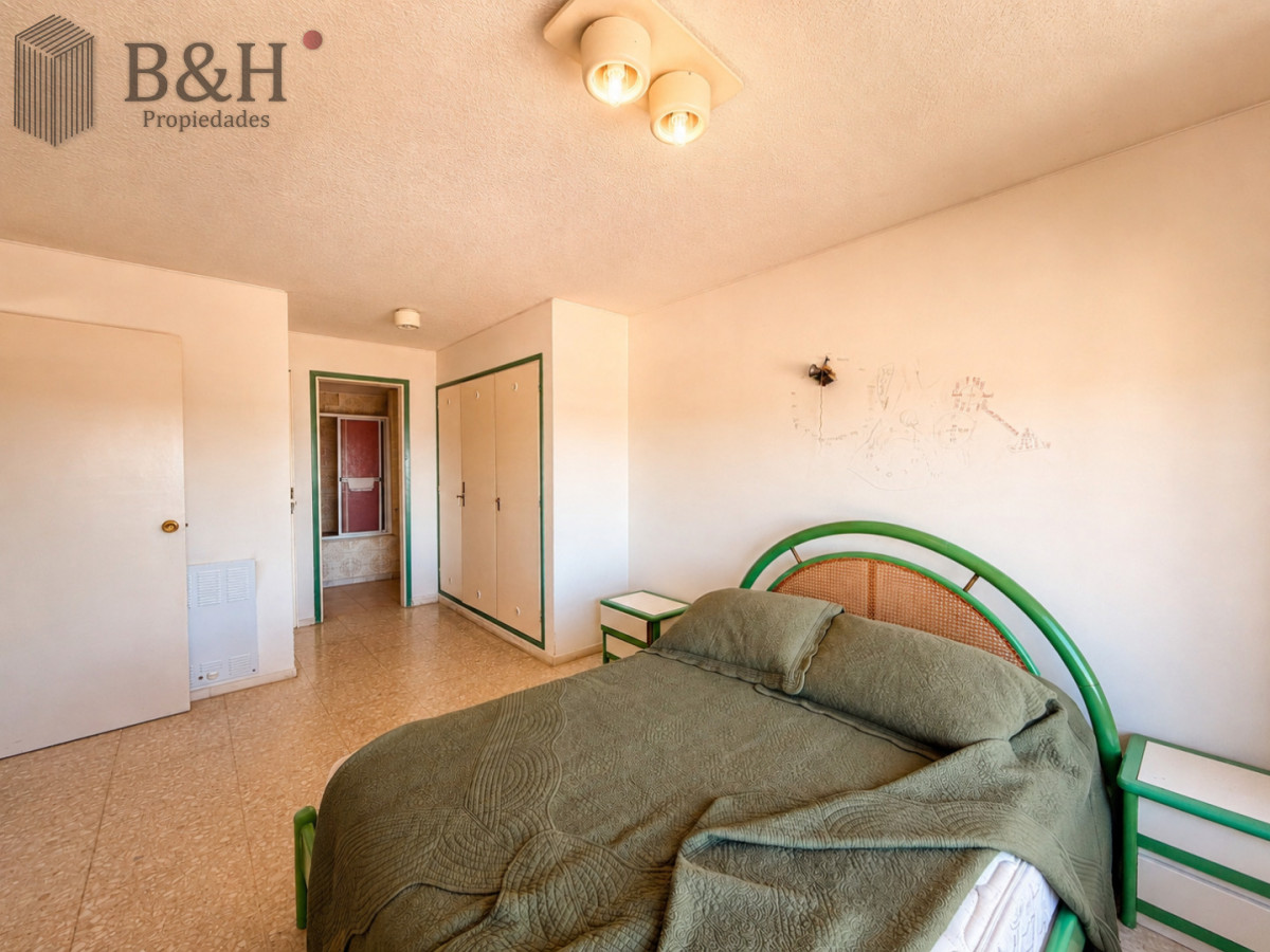 Apartamento ID.7842 - En venta en torre Libertador, apartamento de 3 dormitorios con vista agradable entorno 
