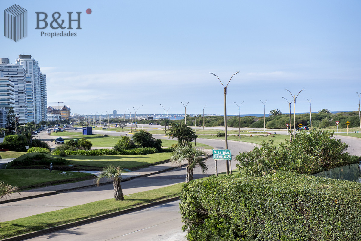 Brava - GoPunta - Portal Inmobiliario de Punta del Este - Maldonado
