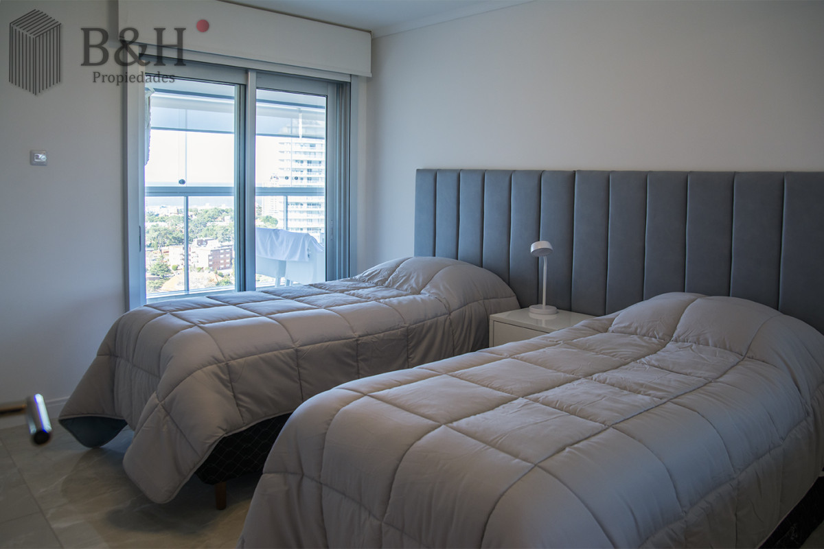 Apartamento ID.6474 - Departamento en alquiler de temporada en Miami Boulevard Punta Del Este