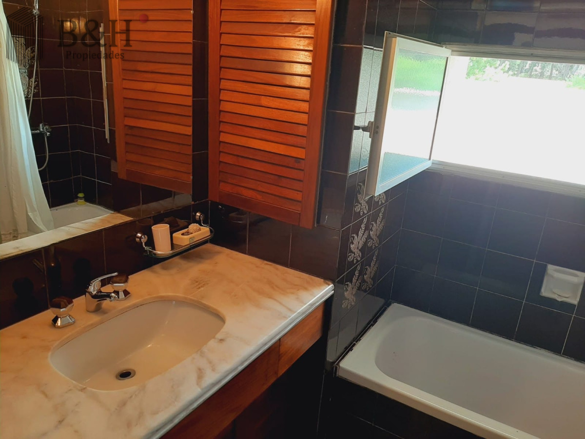 Apartamento ID.5687 - Apartamento en venta en sobre Av. Roosevelt 