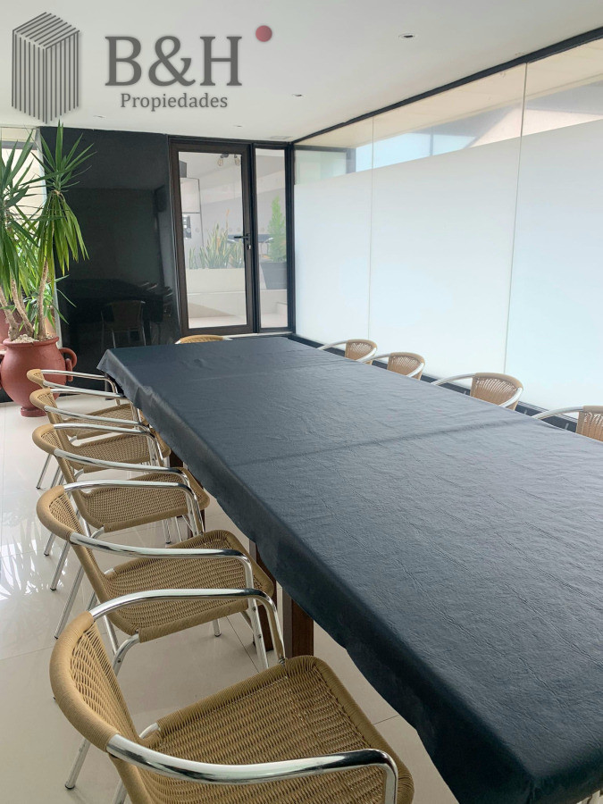 Apartamento ID.6862 - En venta apartamento de 2 mas dep. en Península, Punta del Este