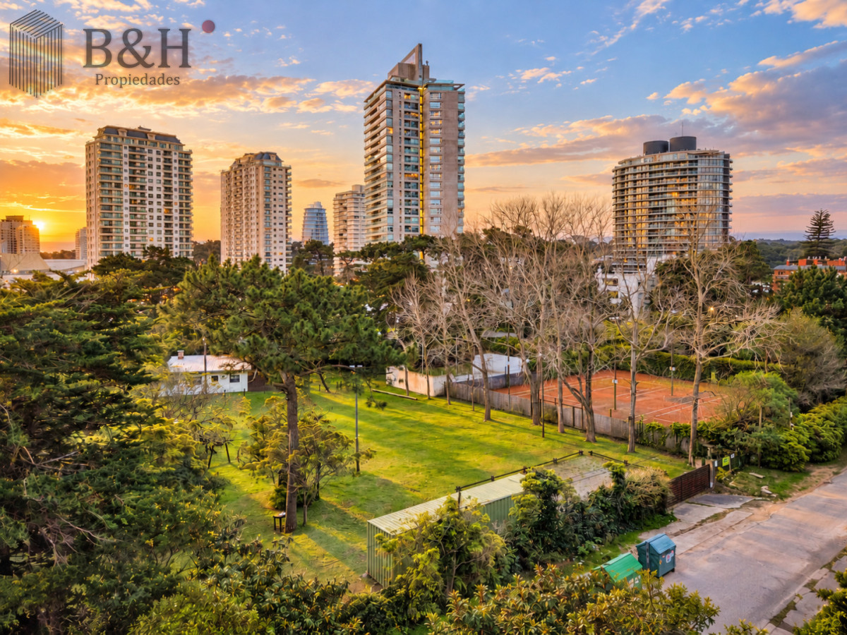 Apartamento ID.7582 - En venta impecable apartamento de 1 dormitorio en Playa Brava, Punta del Este 