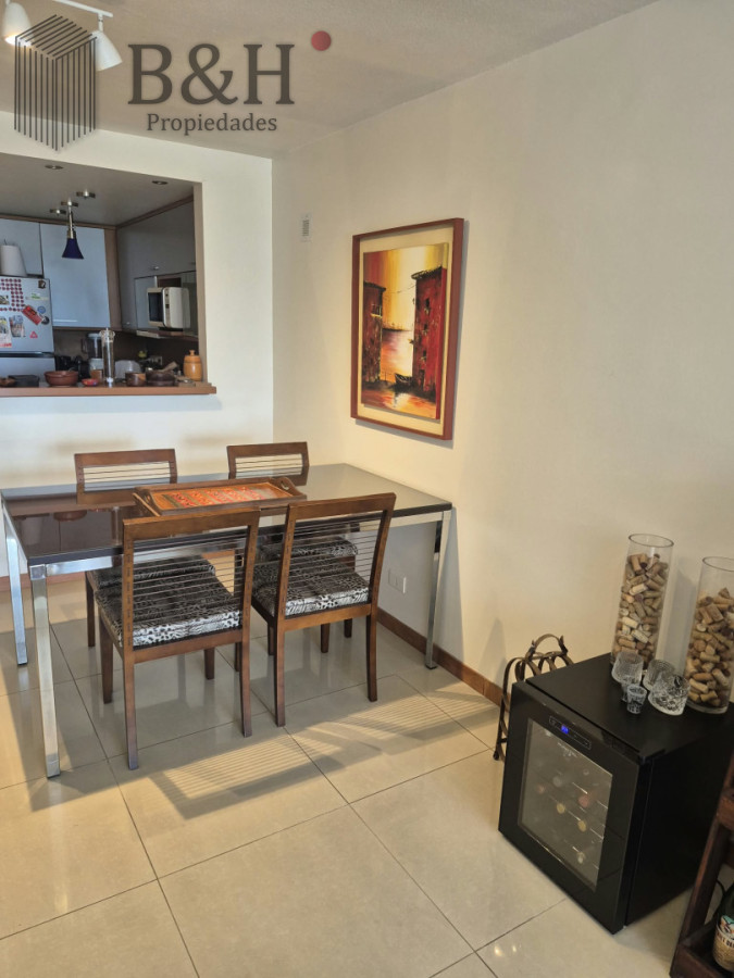 Apartamento ID.8230 - Apartamento en venta de 2 dormitorios en Punta del Este