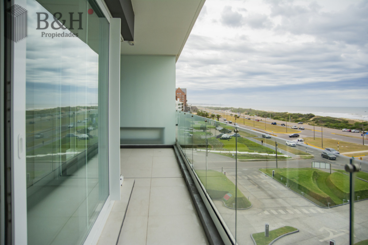 Apartamento ID.6350 - Vistas panoramicas de Playa Brava, Departamento de 3 dormitorios en venta. Torre Le Parc