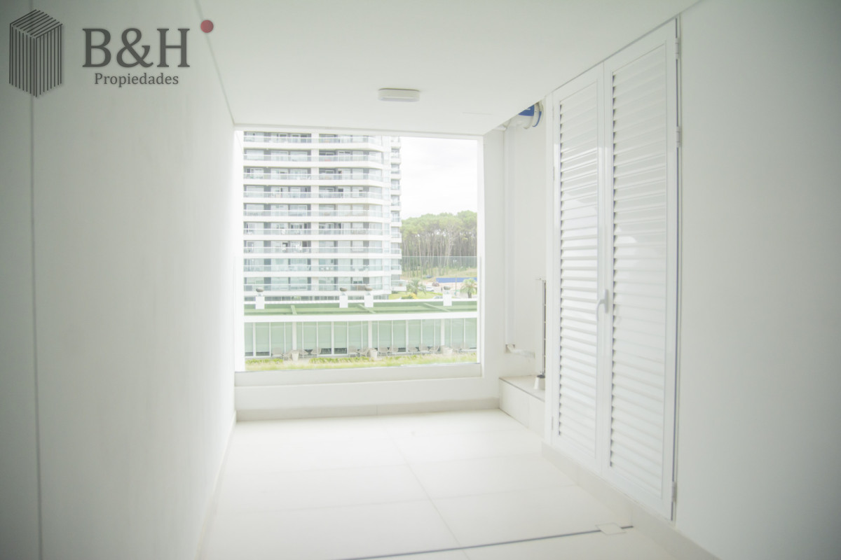Apartamento ID.6350 - Vistas panoramicas de Playa Brava, Departamento de 3 dormitorios en venta. Torre Le Parc