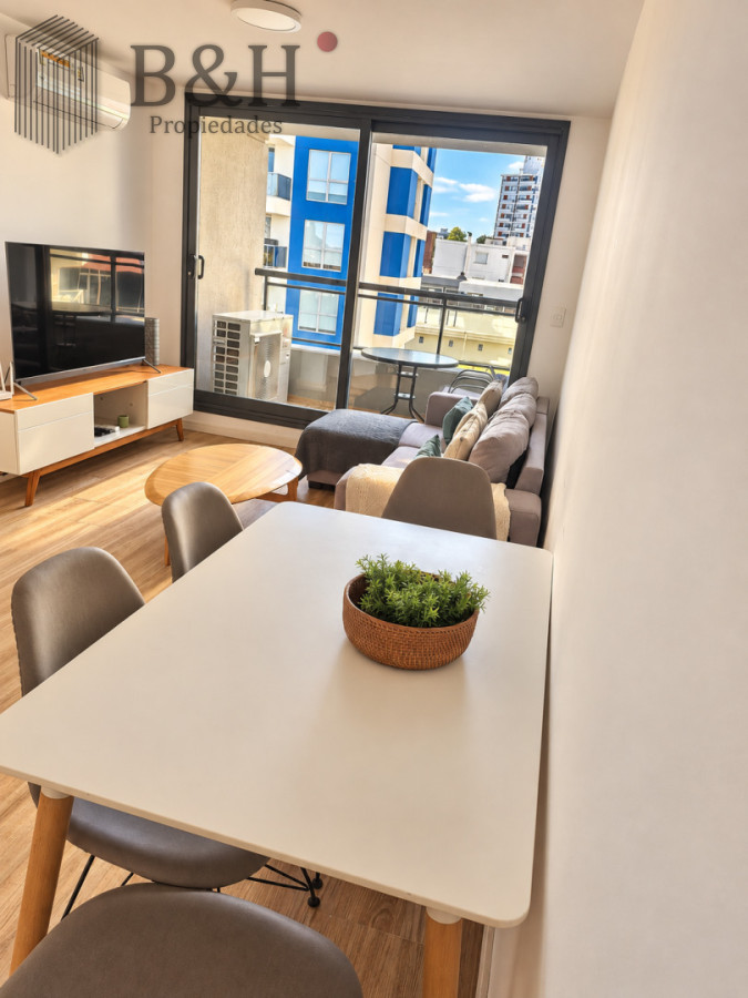 Apartamento ID.8176 - Apartamento en venta de 2 dormitorios a pasos del mar en Brava - Punta del Este
