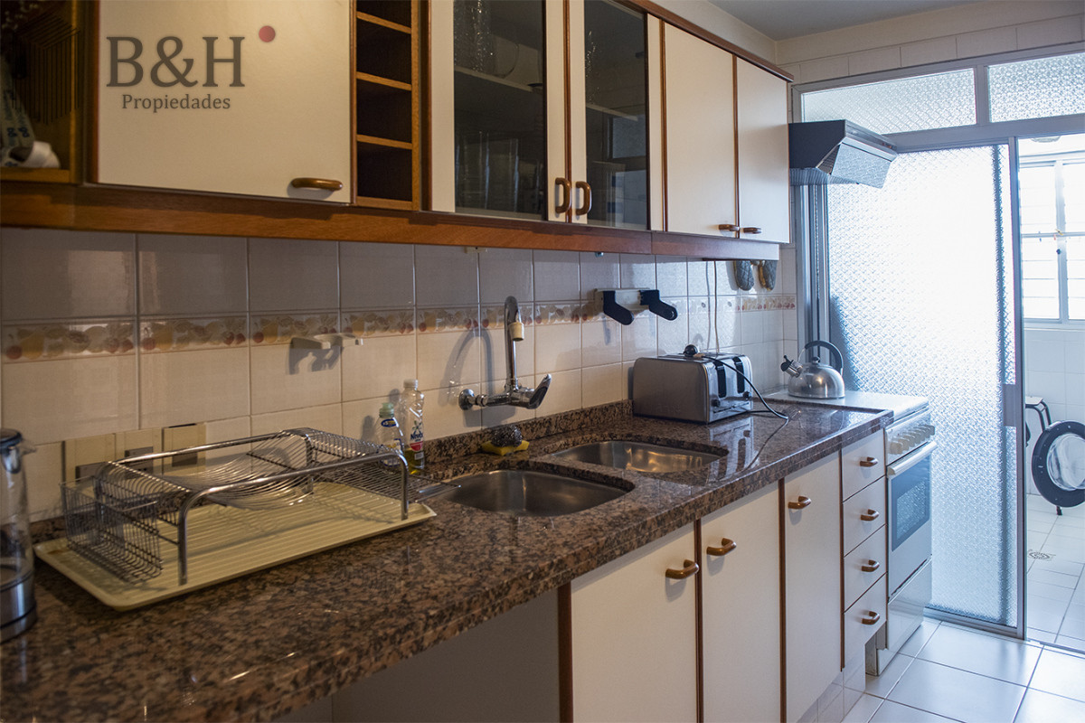 Apartamento ID.4765 - Vende departamento de 3 dormitorios en Ocean Tower, Punta del Este 
