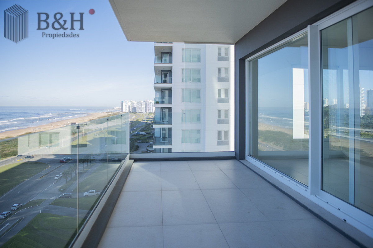 Apartamento ID.6213 - Vende Le Parc IV Esquinero a estrenar ! Punta del Este 
