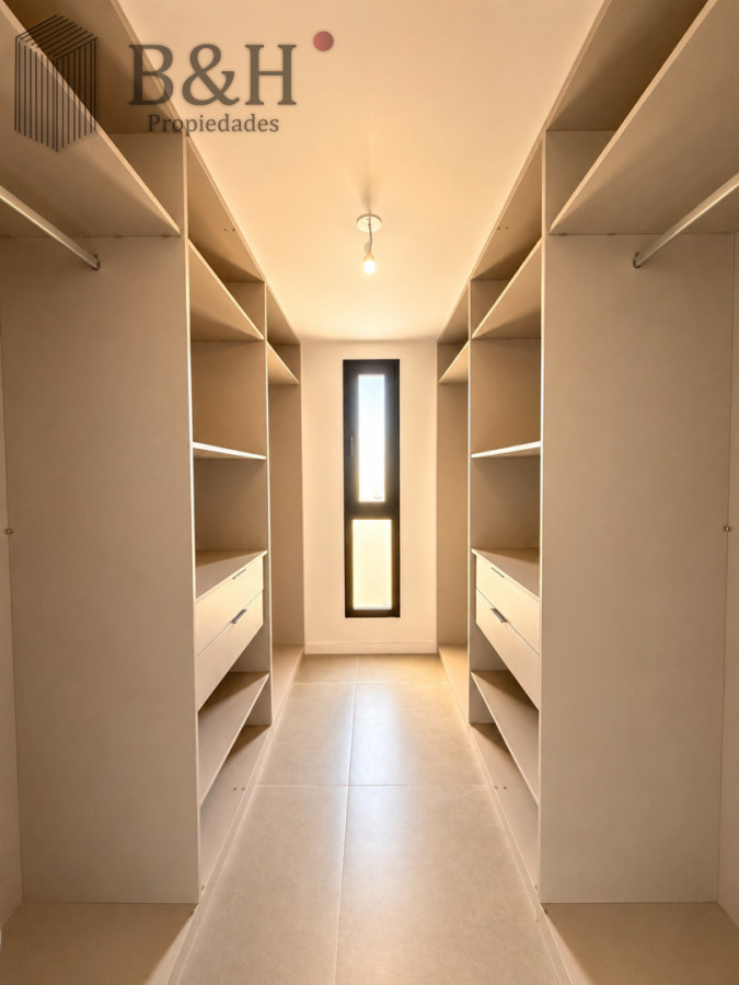 Apartamento ID.7465 - Frente al mar. 3 dormitorios en venta - Aurora - Financiacion