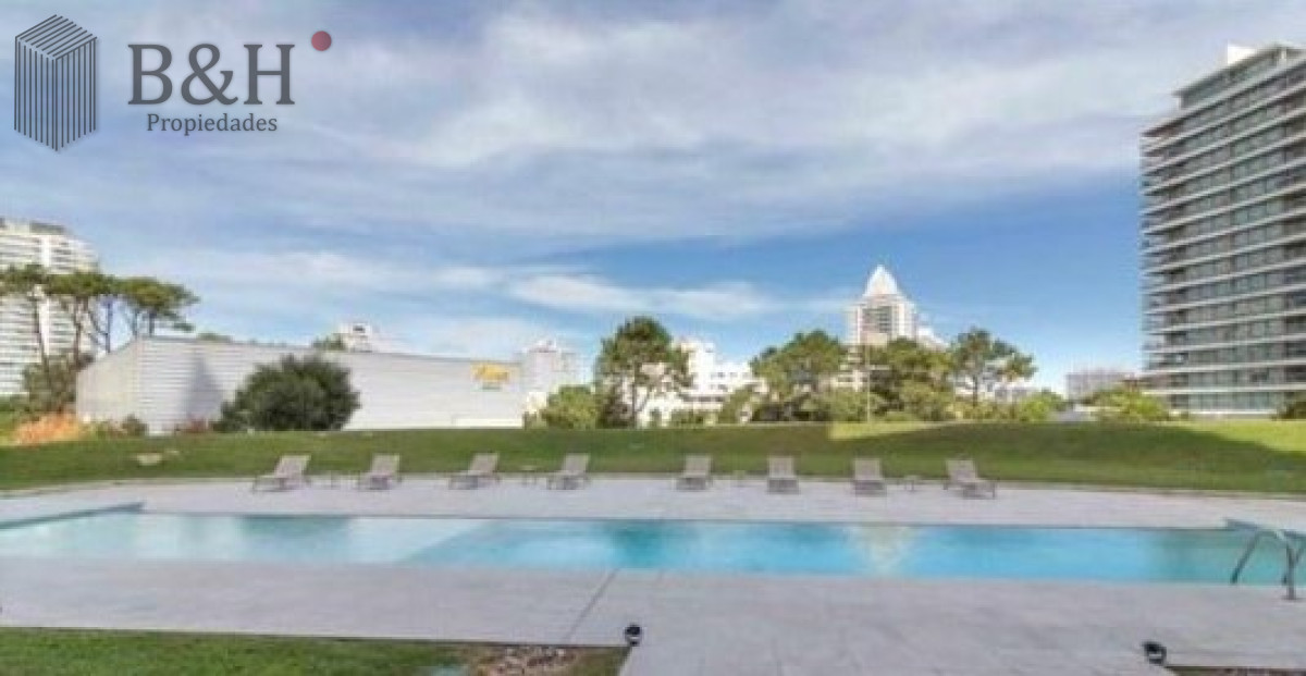 Apartamento ID.3311 - Apartamento en venta de 2 dormitorios en Punta Del Este