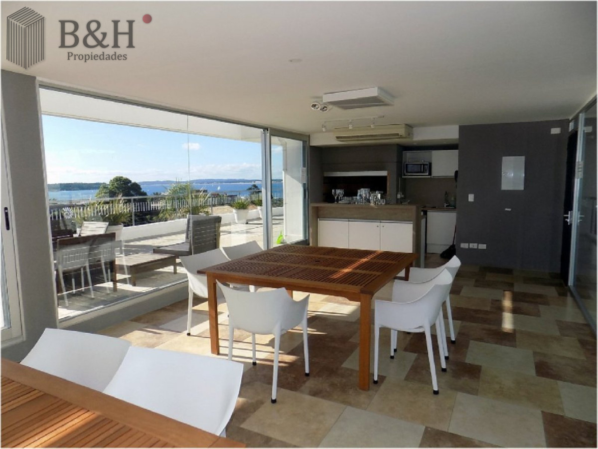 Apartamento ID.5150 - Vende Apartamento de 1 dormitorio en Gala Puerto, Punta del Este 