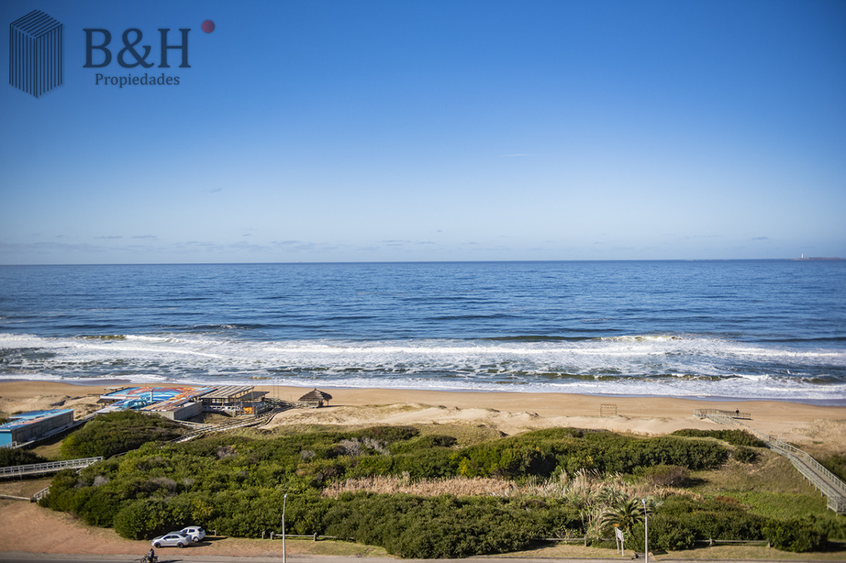 Apartamento ID.6213 - Vende Le Parc IV Esquinero a estrenar ! Punta del Este 