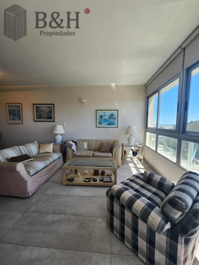 Apartamento ID.3800 - Apartamento en venta , Peninsula, 3 dormitorios