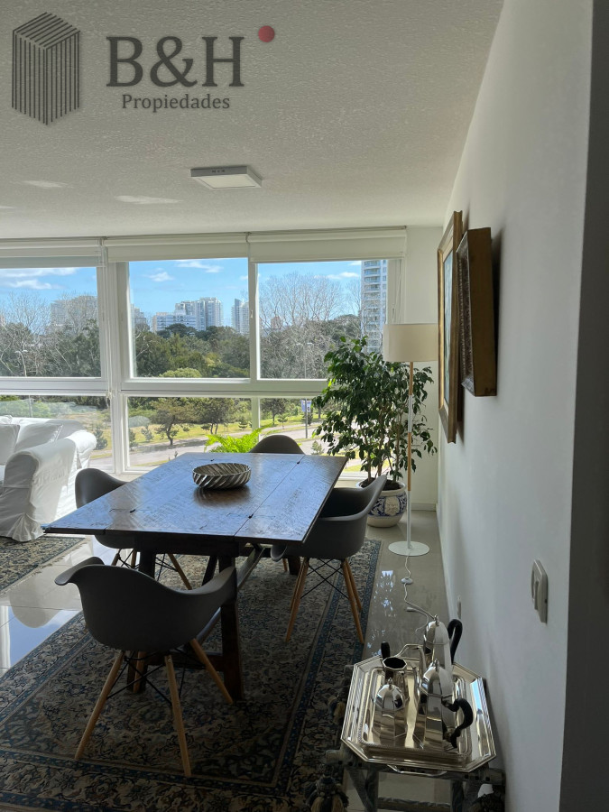 Apartamento ID.3311 - Apartamento en venta de 2 dormitorios en Punta Del Este