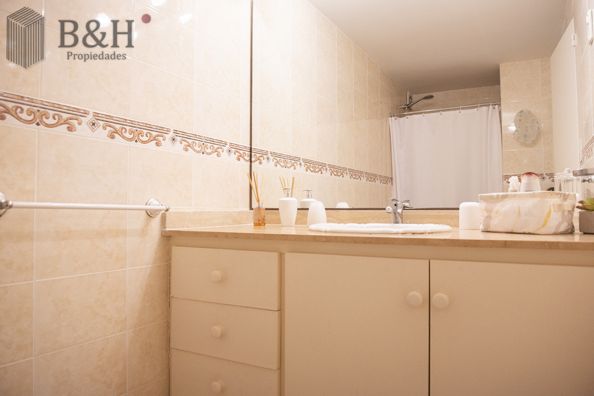 Apartamento ID.6955 - Departamento de 1 dormitorio en venta en Peninsula, vista al mar. 