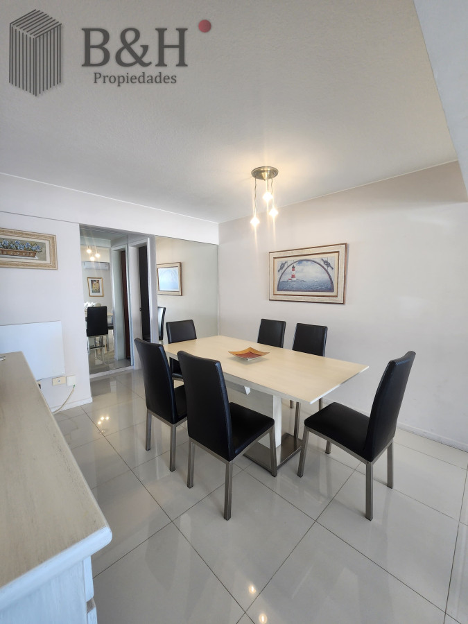 Apartamento ID.6523 - Vende apartamento en Brava, Punta del Este de 2 dormitorios. 