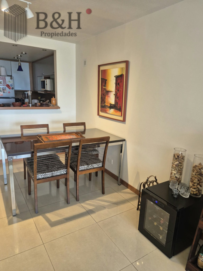 Apartamento ID.8230 - Apartamento en venta de 2 dormitorios en Punta del Este