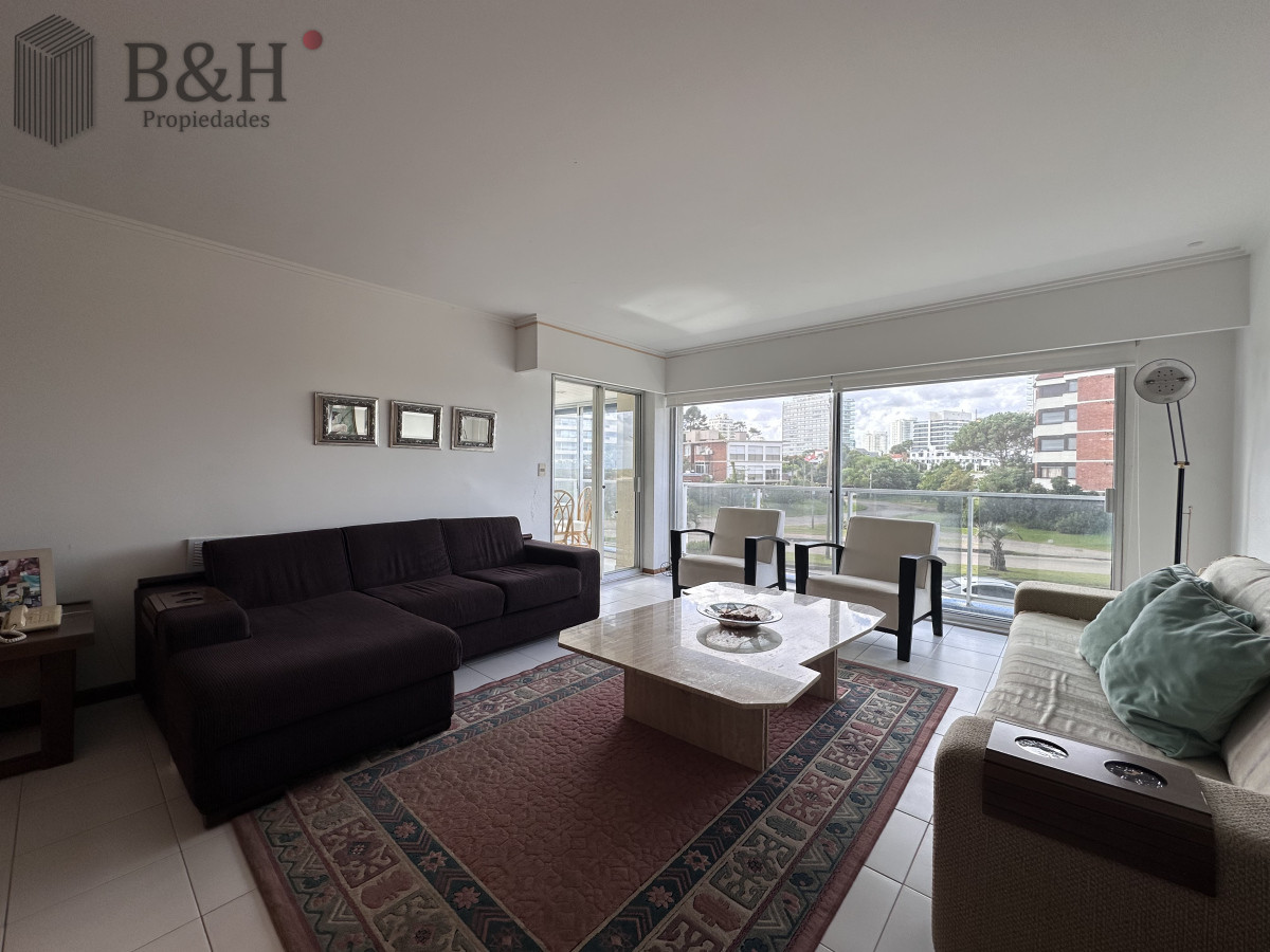 Brava - GoPunta - Portal Inmobiliario de Punta del Este - Maldonado