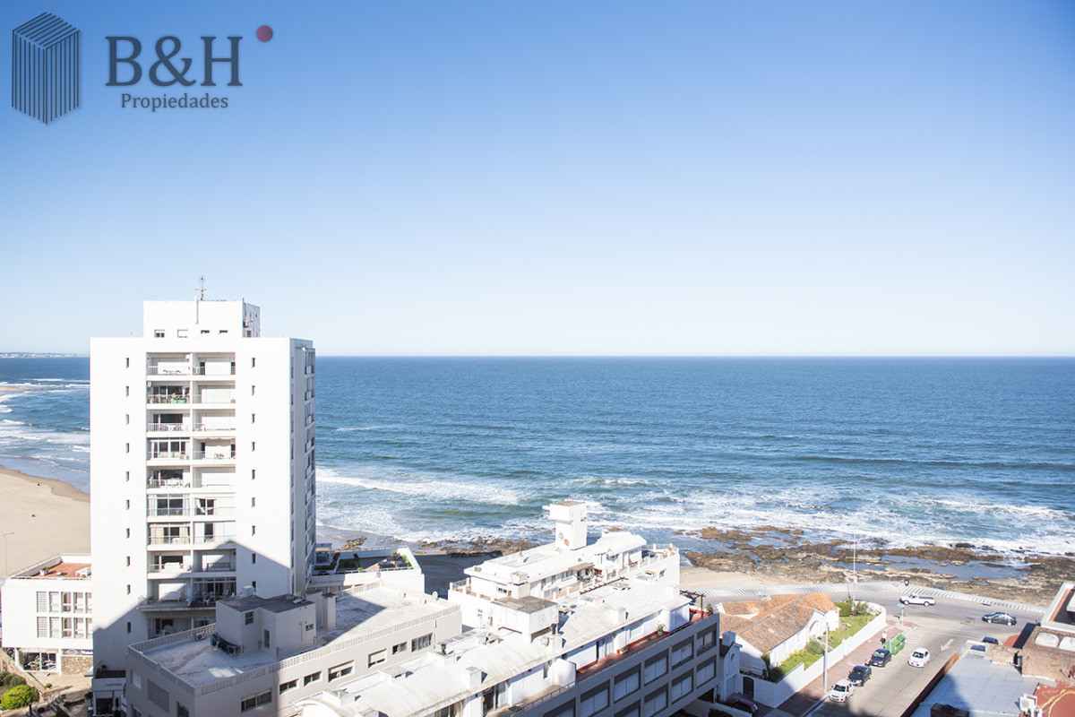 Apartamento ID.6955 - Departamento de 1 dormitorio en venta en Peninsula, vista al mar. 