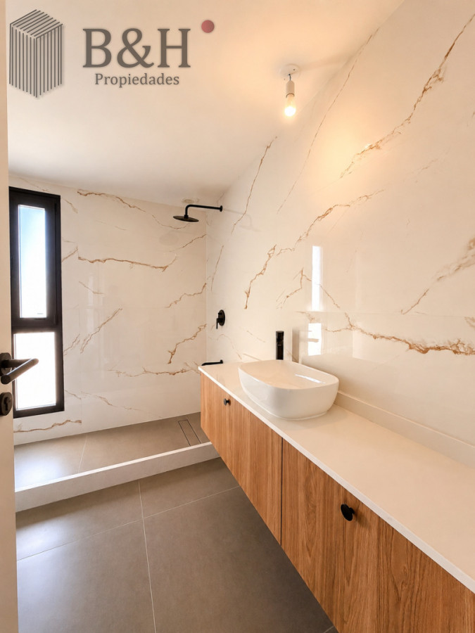 Apartamento ID.7465 - Frente al mar. 3 dormitorios en venta - Aurora - Financiacion