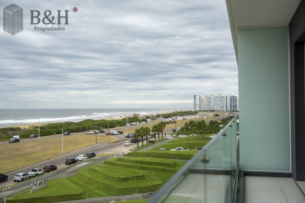 Apartamento ID.6350 - Vistas panoramicas de Playa Brava, Departamento de 3 dormitorios en venta. Torre Le Parc