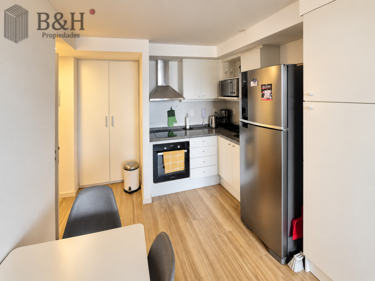 Apartamento ID.8176 - Apartamento en venta de 2 dormitorios a pasos del mar en Brava - Punta del Este