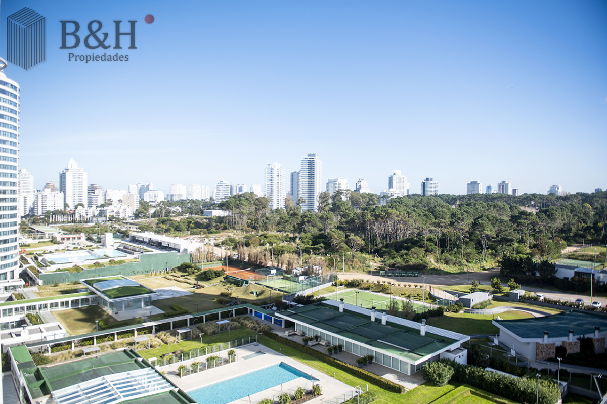 Apartamento ID.6213 - Vende Le Parc IV Esquinero a estrenar ! Punta del Este 