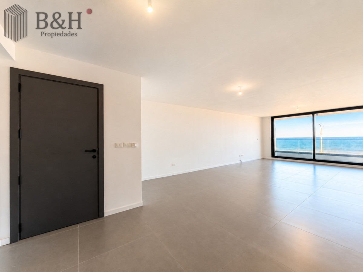 Apartamento ID.7465 - Frente al mar. 3 dormitorios en venta - Aurora - Financiacion