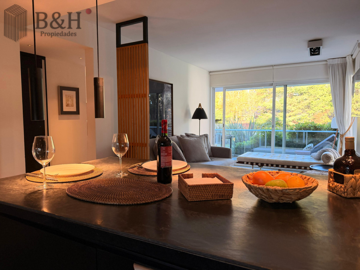 Apartamento ID.7837 - Departamento de 1 dormitorio en Playa Mansa, Punta del este