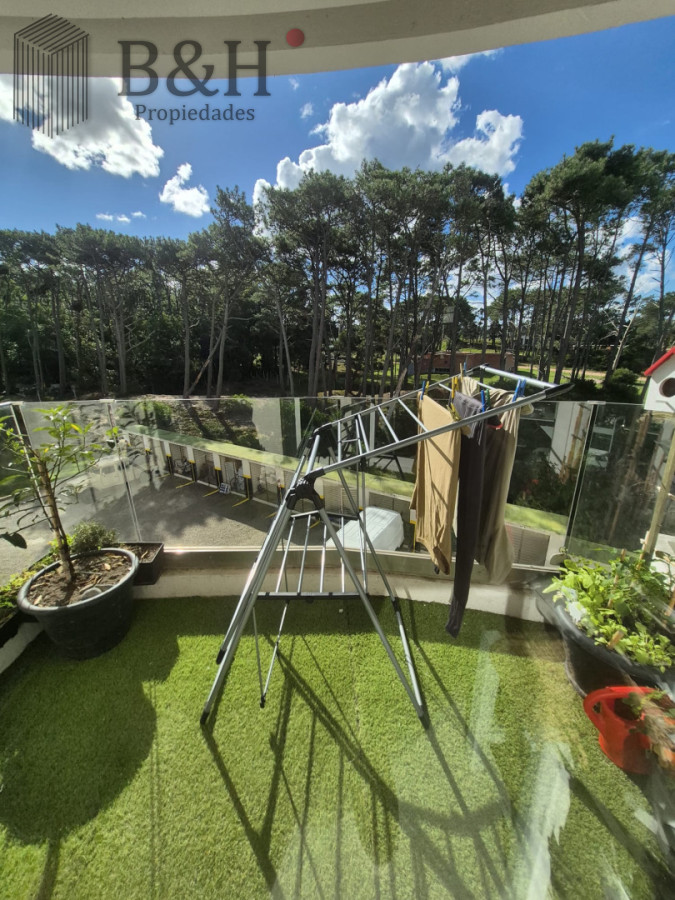 Apartamento ID.6910 - Apartamento en venta primera linea Playa Mansa Punta del Este 2 dormitorios