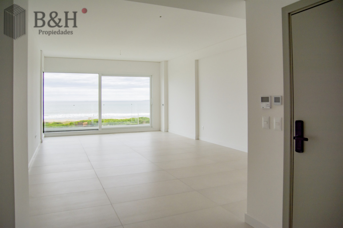Apartamento ID.6350 - Vistas panoramicas de Playa Brava, Departamento de 3 dormitorios en venta. Torre Le Parc