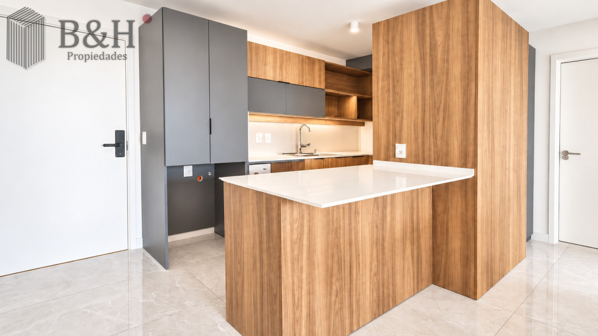 Apartamento ID.7582 - En venta impecable apartamento de 1 dormitorio en Playa Brava, Punta del Este 