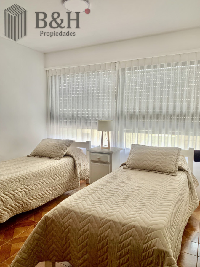 Apartamento ID.6862 - En venta apartamento de 2 mas dep. en Península, Punta del Este