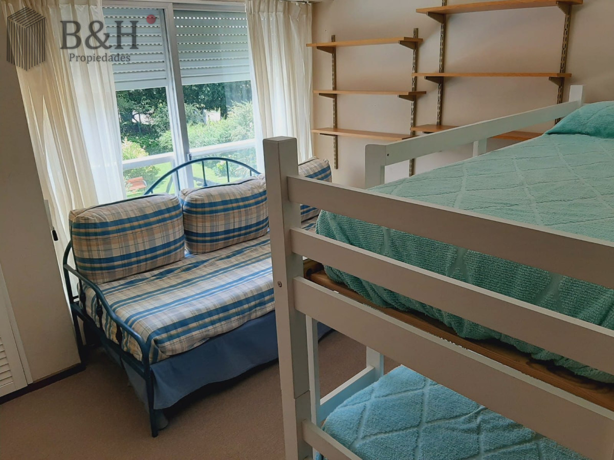 Apartamento ID.5687 - Apartamento en venta en sobre Av. Roosevelt 
