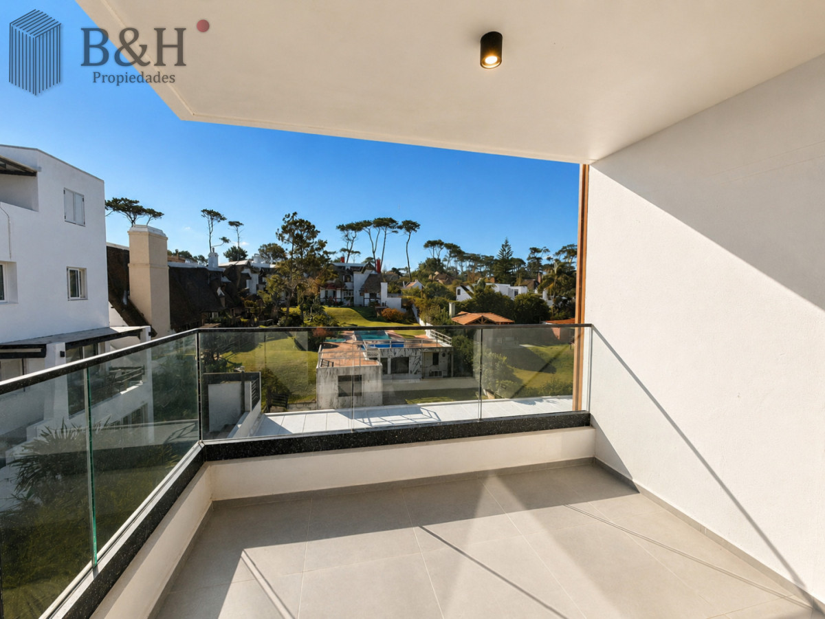 Apartamento ID.7465 - Frente al mar. 3 dormitorios en venta - Aurora - Financiacion