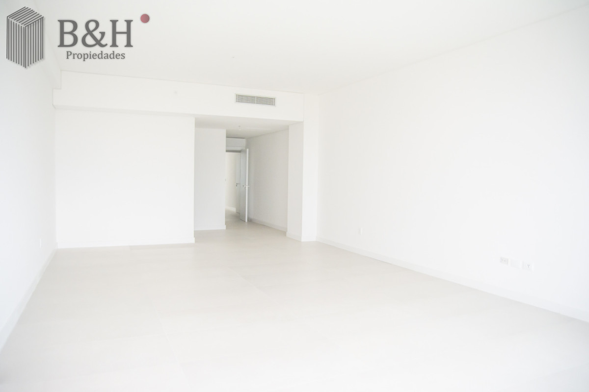 Apartamento ID.6350 - Vistas panoramicas de Playa Brava, Departamento de 3 dormitorios en venta. Torre Le Parc