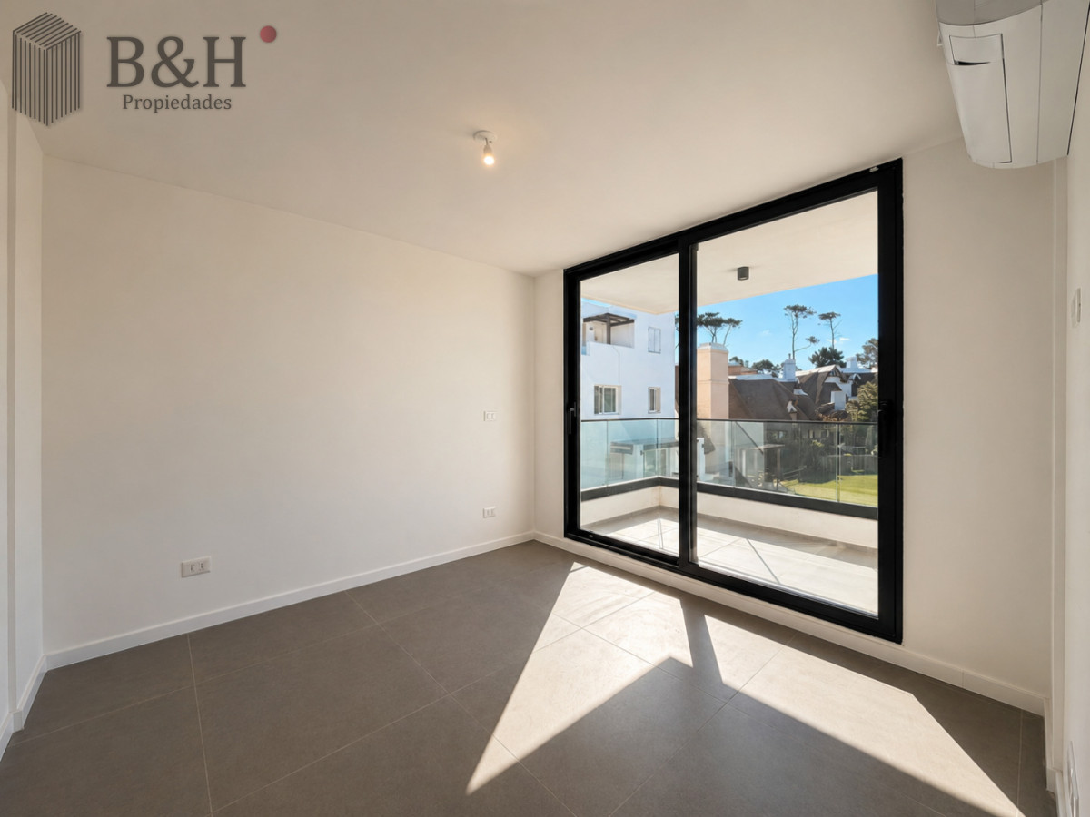 Apartamento ID.7465 - Frente al mar. 3 dormitorios en venta - Aurora - Financiacion