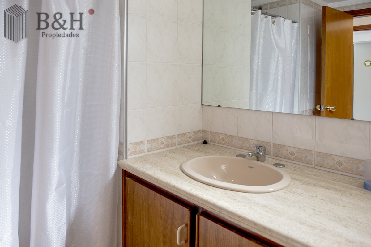 Apartamento ID.4765 - Vende departamento de 3 dormitorios en Ocean Tower, Punta del Este 