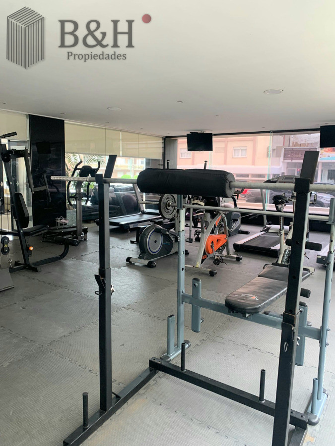 Apartamento ID.6862 - En venta apartamento de 2 mas dep. en Península, Punta del Este