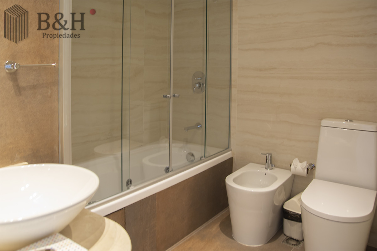 Apartamento ID.6474 - Departamento en alquiler de temporada en Miami Boulevard Punta Del Este