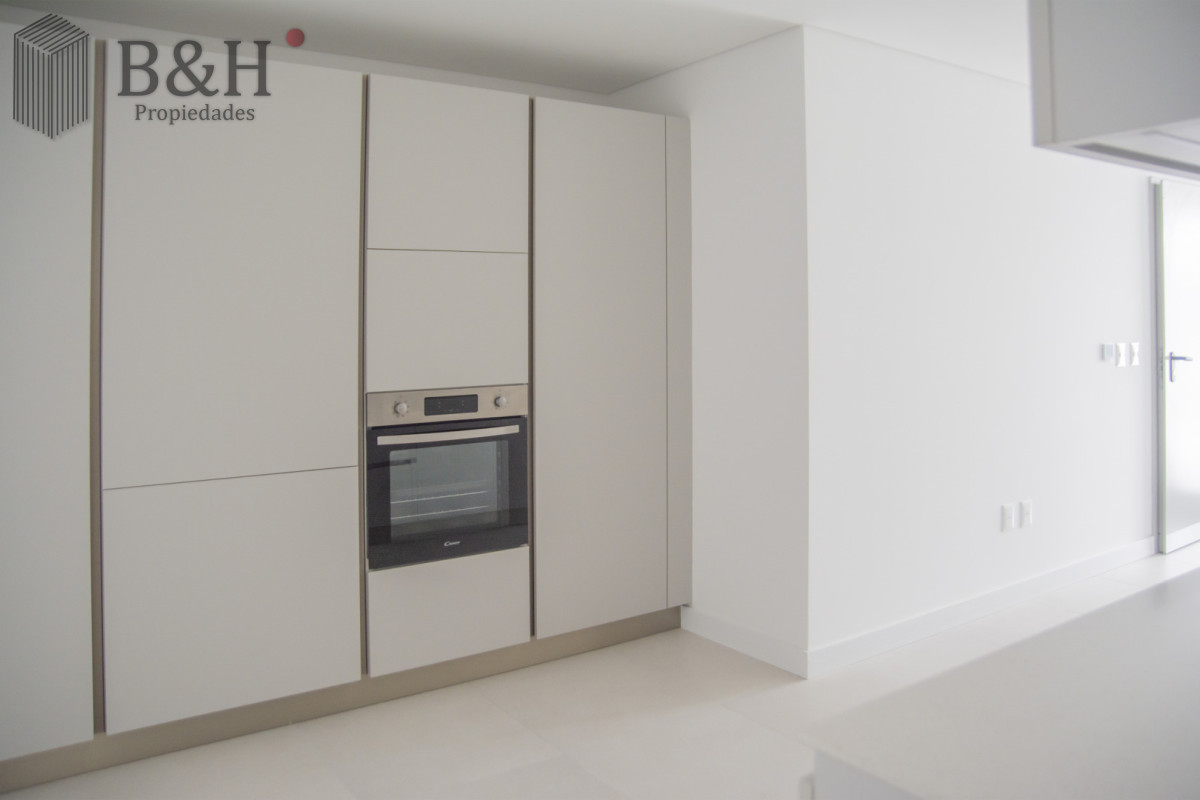 Apartamento ID.6350 - Vistas panoramicas de Playa Brava, Departamento de 3 dormitorios en venta. Torre Le Parc