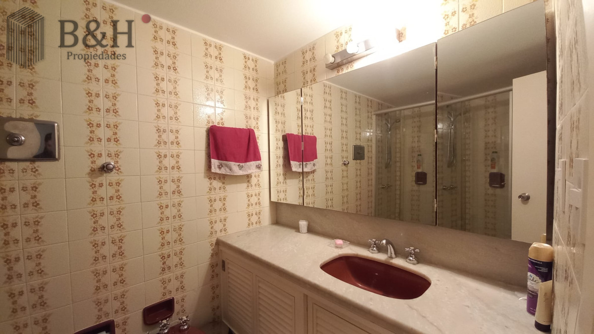 Apartamento ID.5101 - Departamento de 3 dormitorios + dependencia en venta, Playa Mansa. Torre Jefferson,.