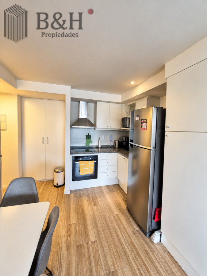Apartamento ID.8176 - Apartamento en venta de 2 dormitorios a pasos del mar en Brava - Punta del Este