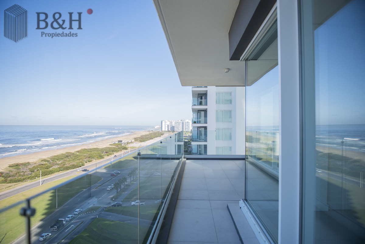 Apartamento ID.6213 - Vende Le Parc IV Esquinero a estrenar ! Punta del Este 