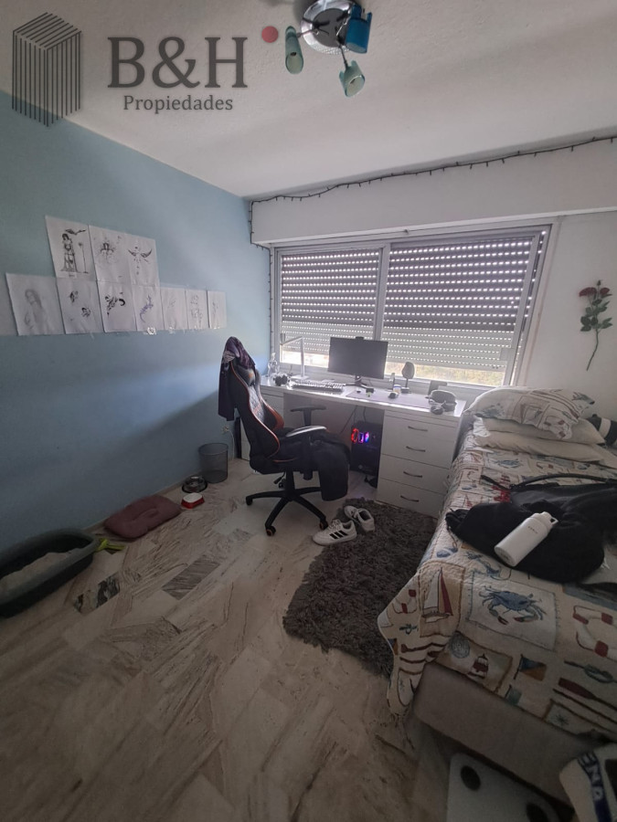 Apartamento ID.7822 - Alquiler Anual en Punta del Este 3 dormitorios y servicio sobre Roosevelt
