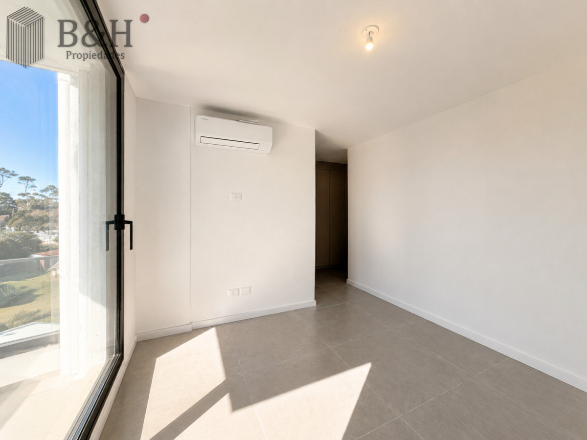 Apartamento ID.7465 - Frente al mar. 3 dormitorios en venta - Aurora - Financiacion