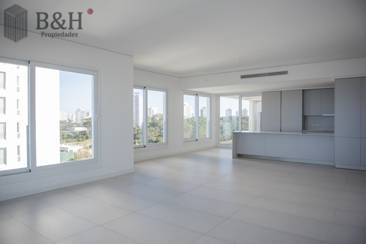 Apartamento ID.6213 - Vende Le Parc IV Esquinero a estrenar ! Punta del Este 
