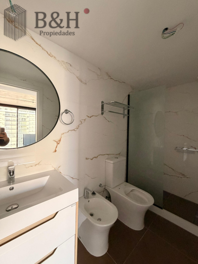 Apartamento ID.7574 - En venta apartamento de 2 dormitorios,  con agradable vista en Mansa, Punta del Este