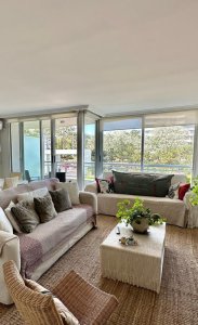 Se vende excelente apartamento con vista inigualable en Roosevelt, Punta del Este, de 2 dormitorios.