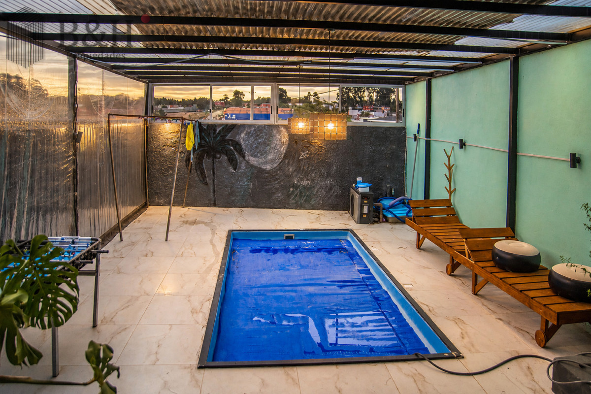 Casa ID.7522 - En venta casa de 4 dormitorios en Barrio 4 H en Maldonado, con barbacoa y piscina